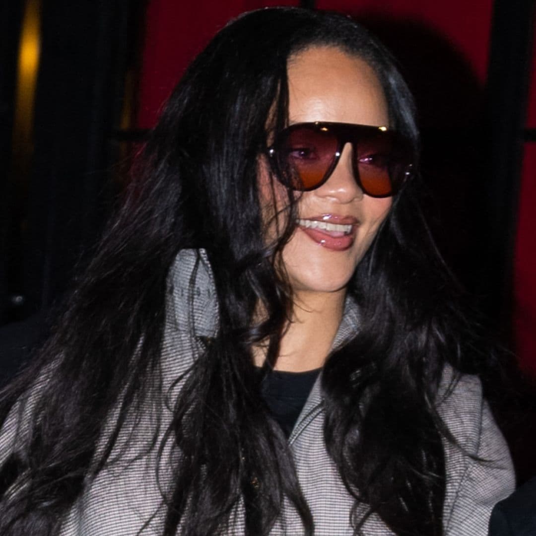  Rihanna Trades Typical French-Girl Fashion for Leggings and Lace-Up Pumps 