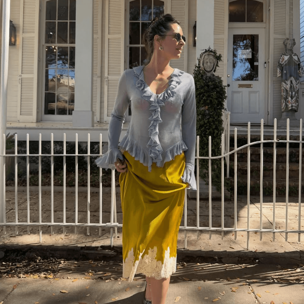 These Are the Unexpected Color Pairings Everyone Chic Is Already Wearing This Spring